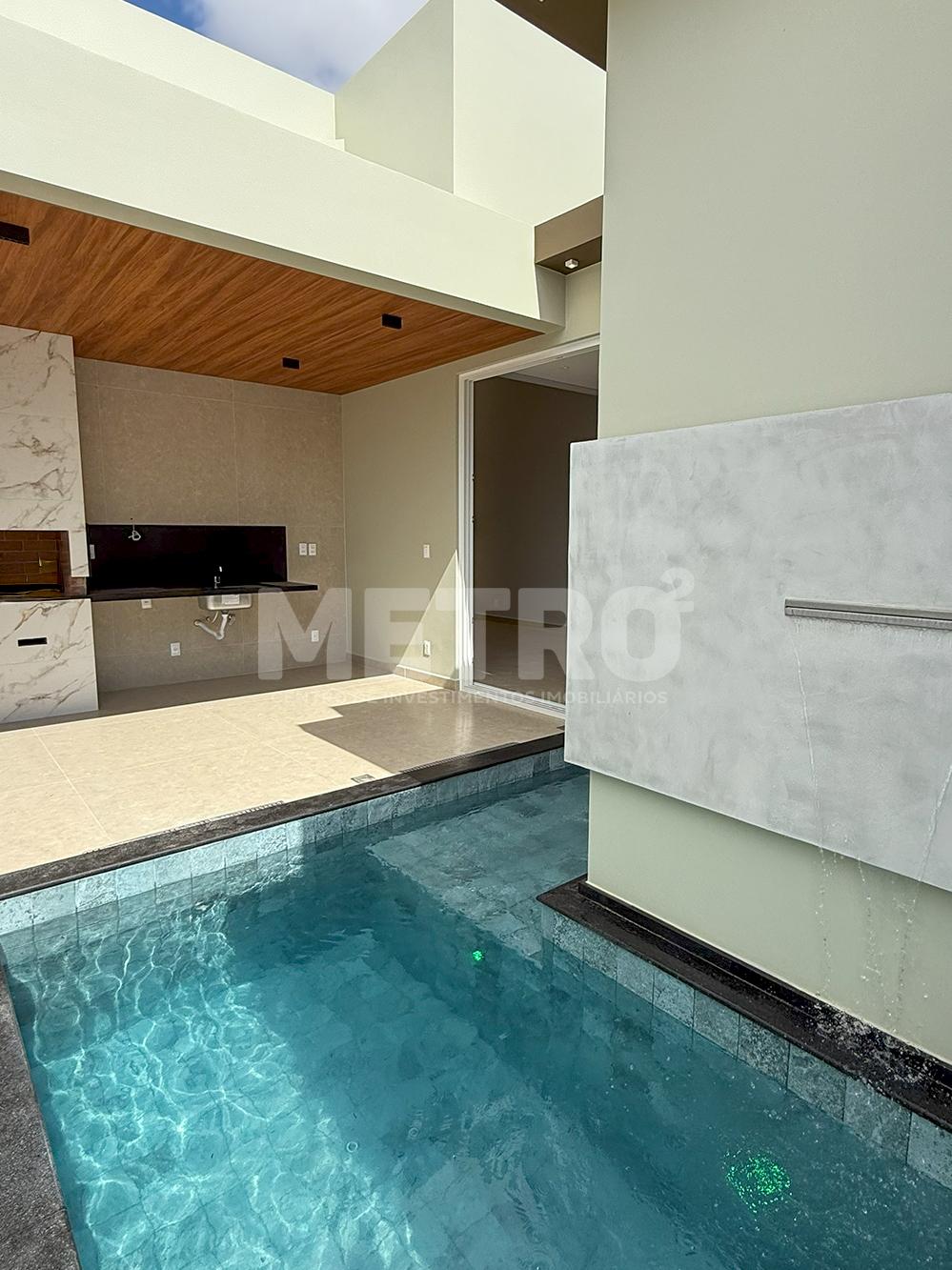 Casa à venda no Cond. Buona Vita com 3 suítes, Gourmet, piscin...
