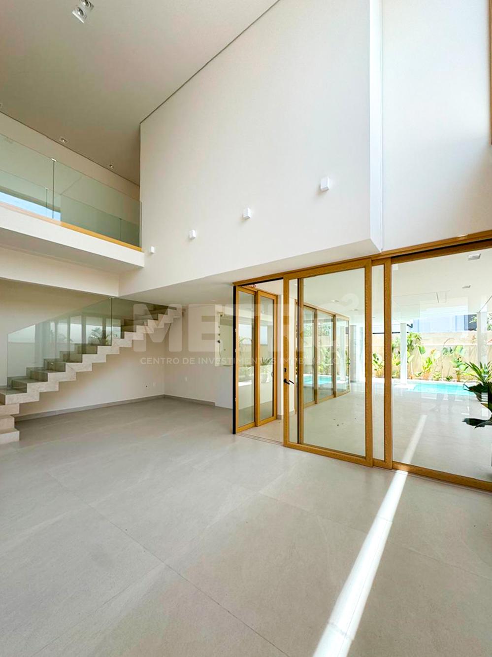 Casa Alto Padrão à venda em condomínio com 4 suítes, piscina, ...