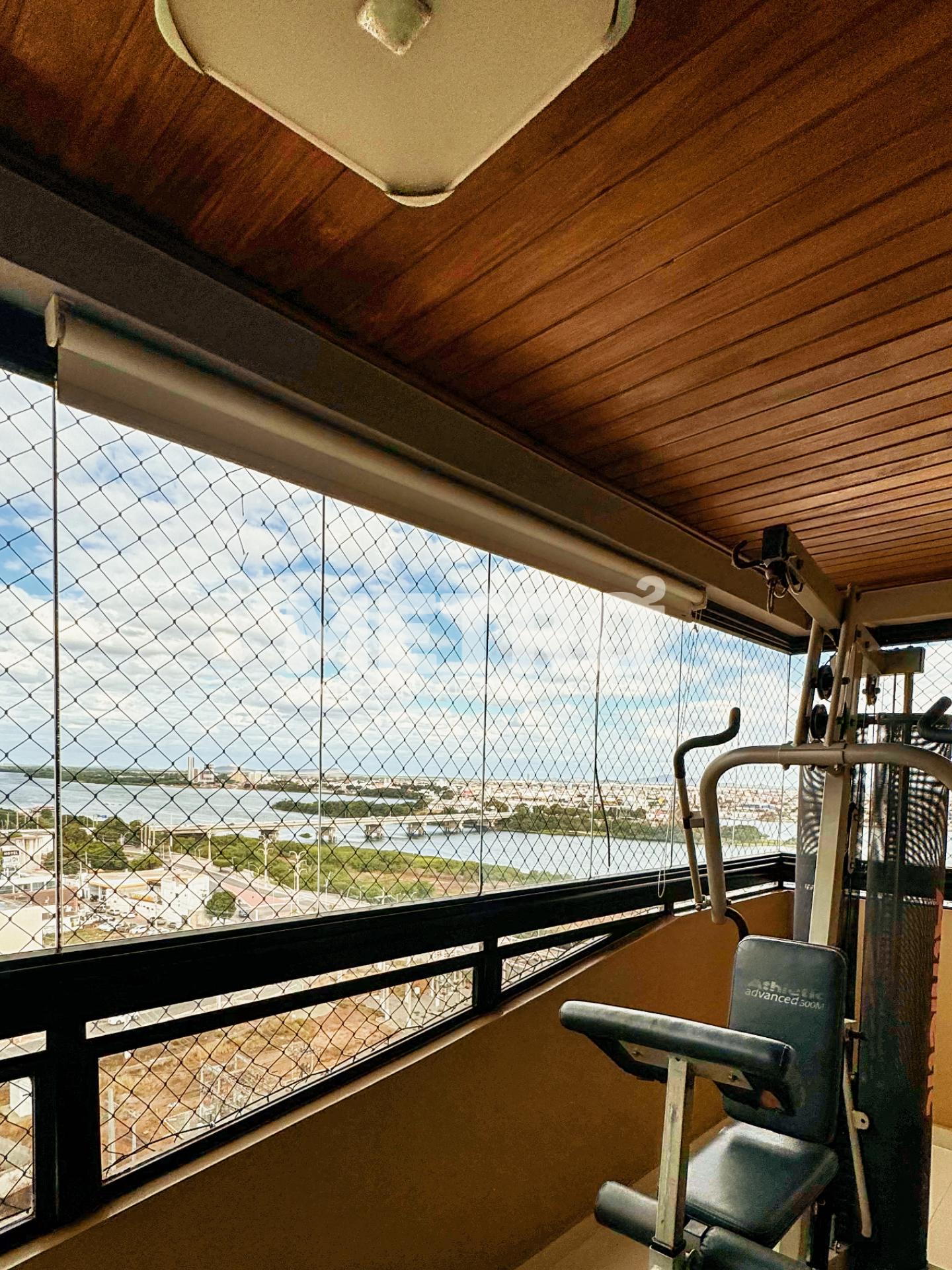 Apartamento à venda no Ed Monte Castelo, vista para o Rio, 3 q...