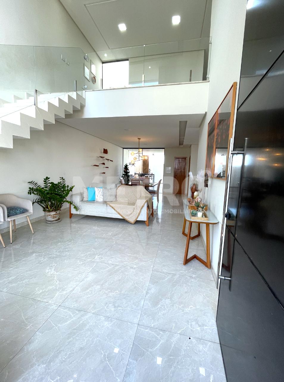 Casa à venda no Con. Encontro das Águas, 4 quartos, piscina, P...