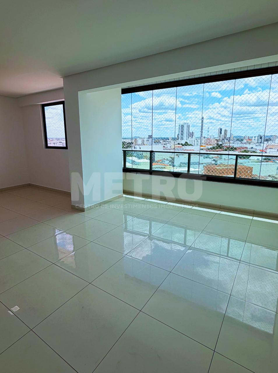 Apartamento ? venda no Ed. Jos? Moror?, 03 quartos, planejados...