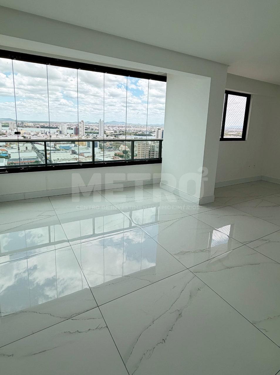 Apartamento à venda no Ed. José Mororó, 03 quartos, planejados...