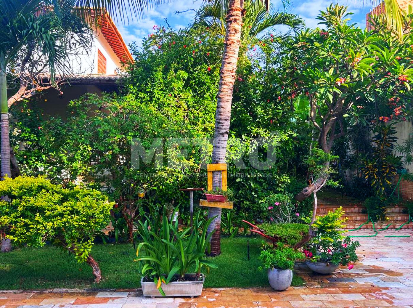 Casa à venda no Cond. Portal das Águas, 3 suítes com closet, l...