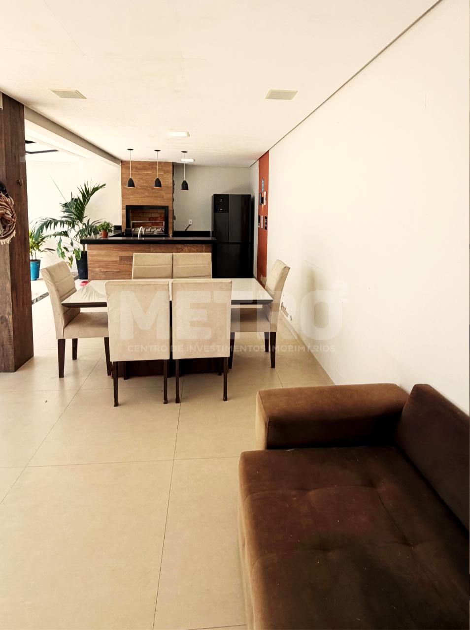 Casa à venda no bairro Vila Eduardo, 3 quartos, Gourmet, Petro...