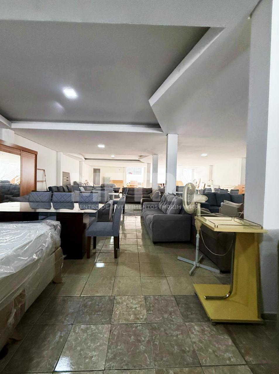 Loja-Salão, 650 m² - Foto 2