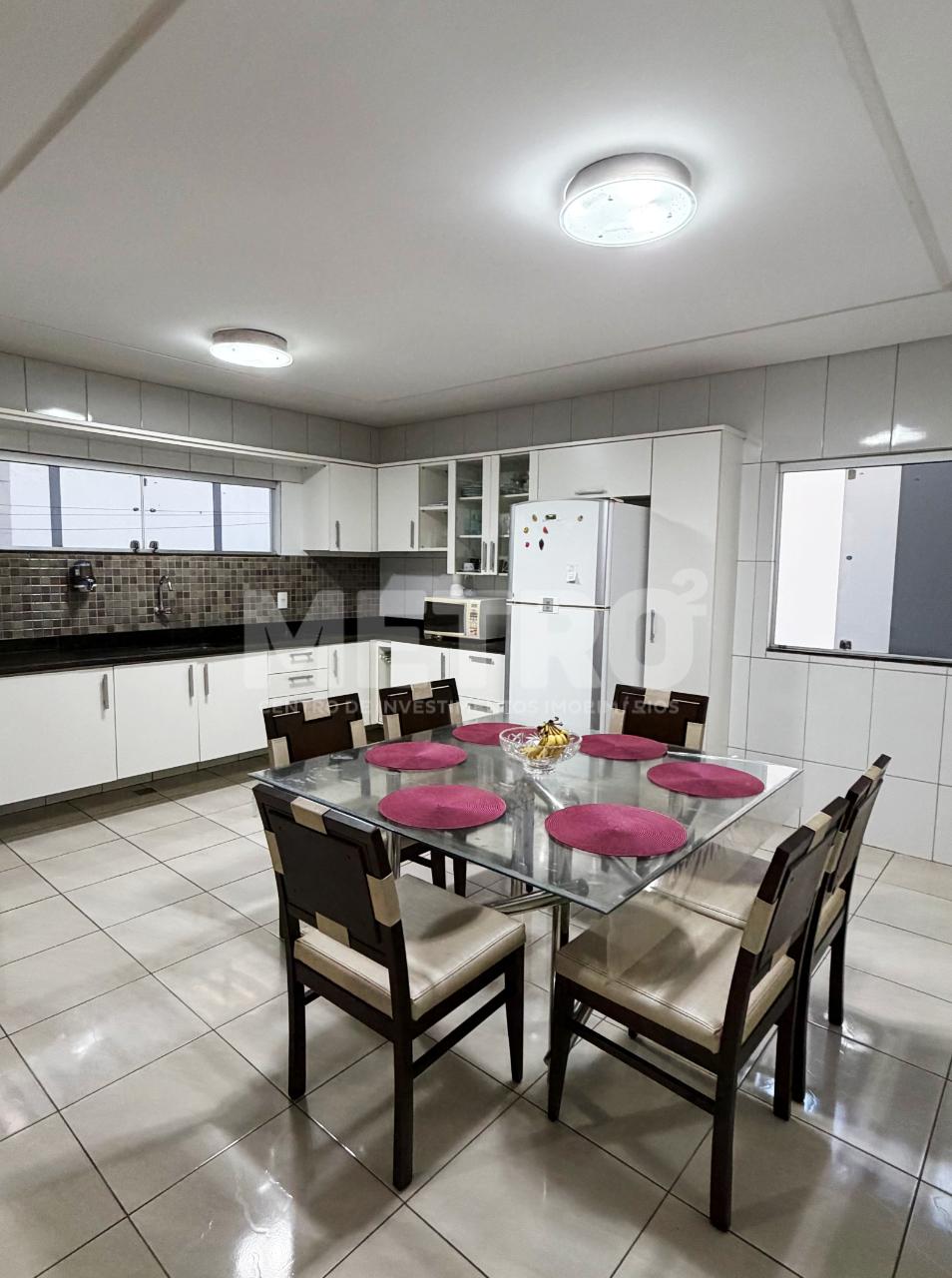Casa, 3 quartos, 235 m² - Foto 5