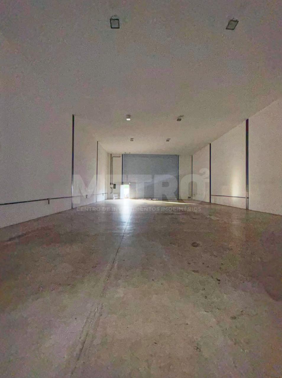 Depósito-Galpão, 200 m² - Foto 1