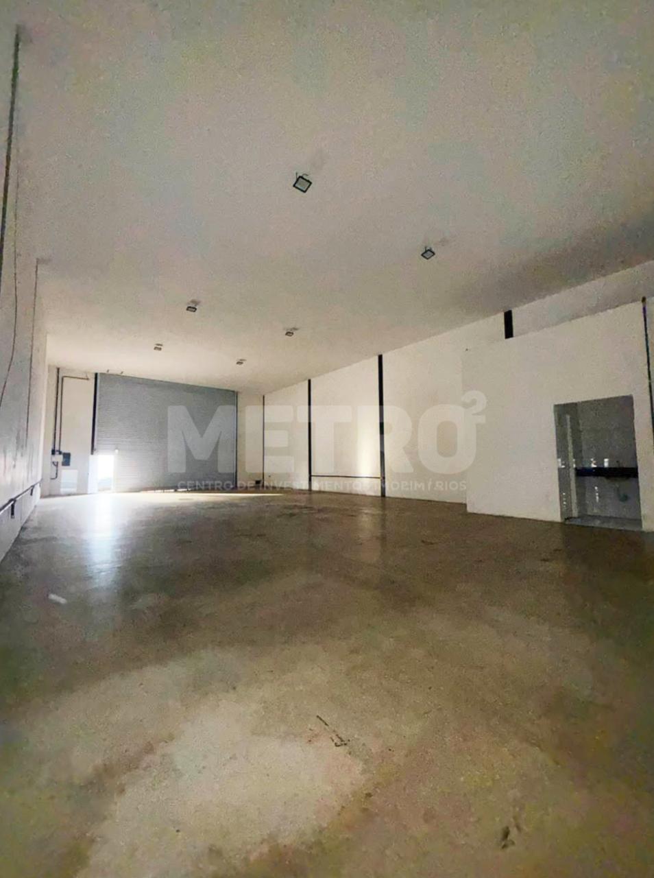Depósito-Galpão, 200 m² - Foto 2