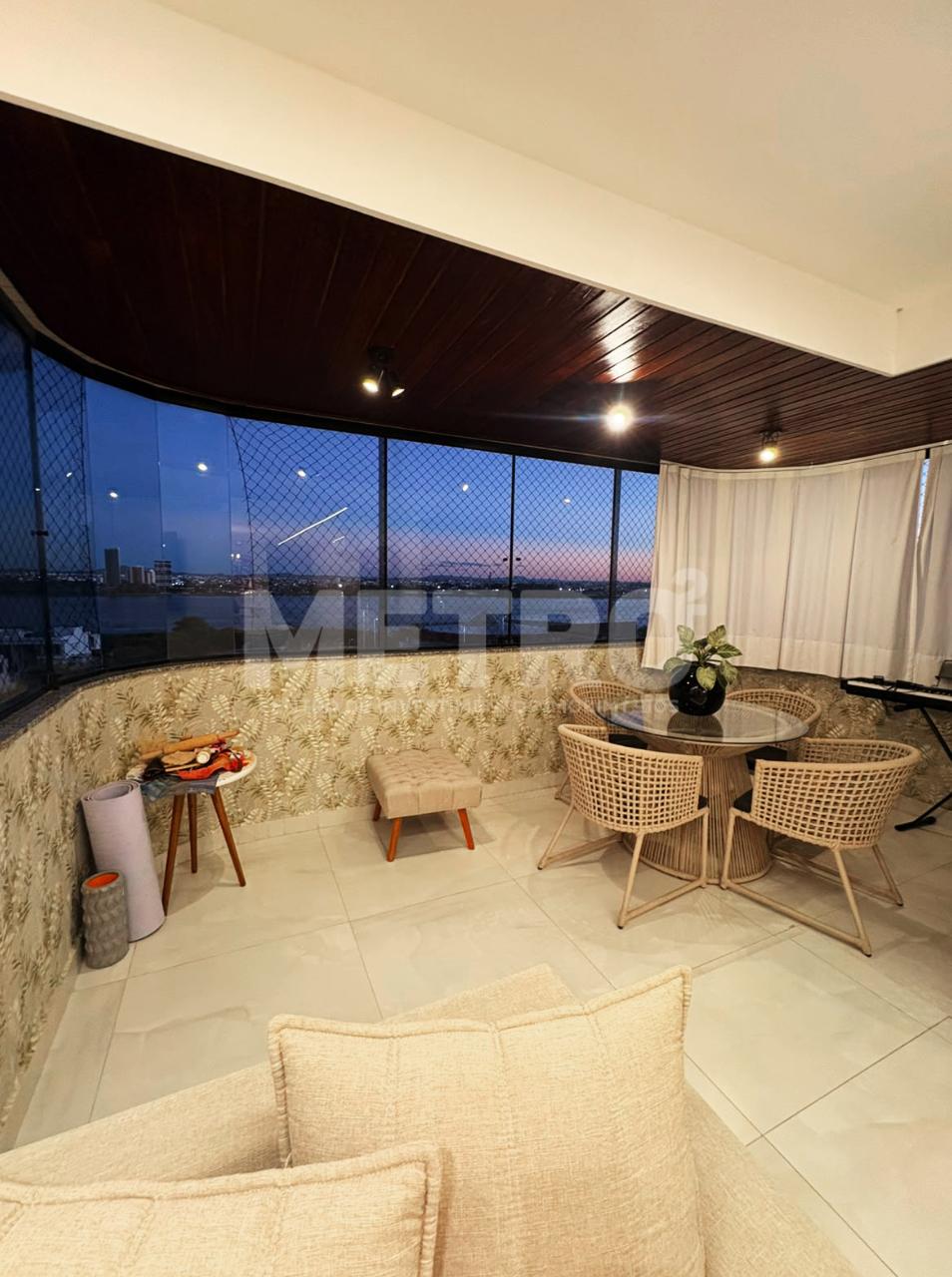 Apartamento, 3 quartos, 168 m² - Foto 2