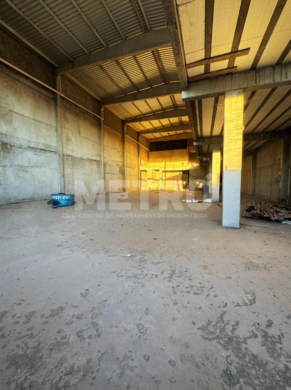 Depósito-Galpão, 850 m² - Foto 2