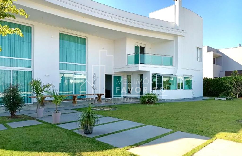 Casa a venda, com 846m , 4 su?tes em condom?nio R  4.800.000,0...