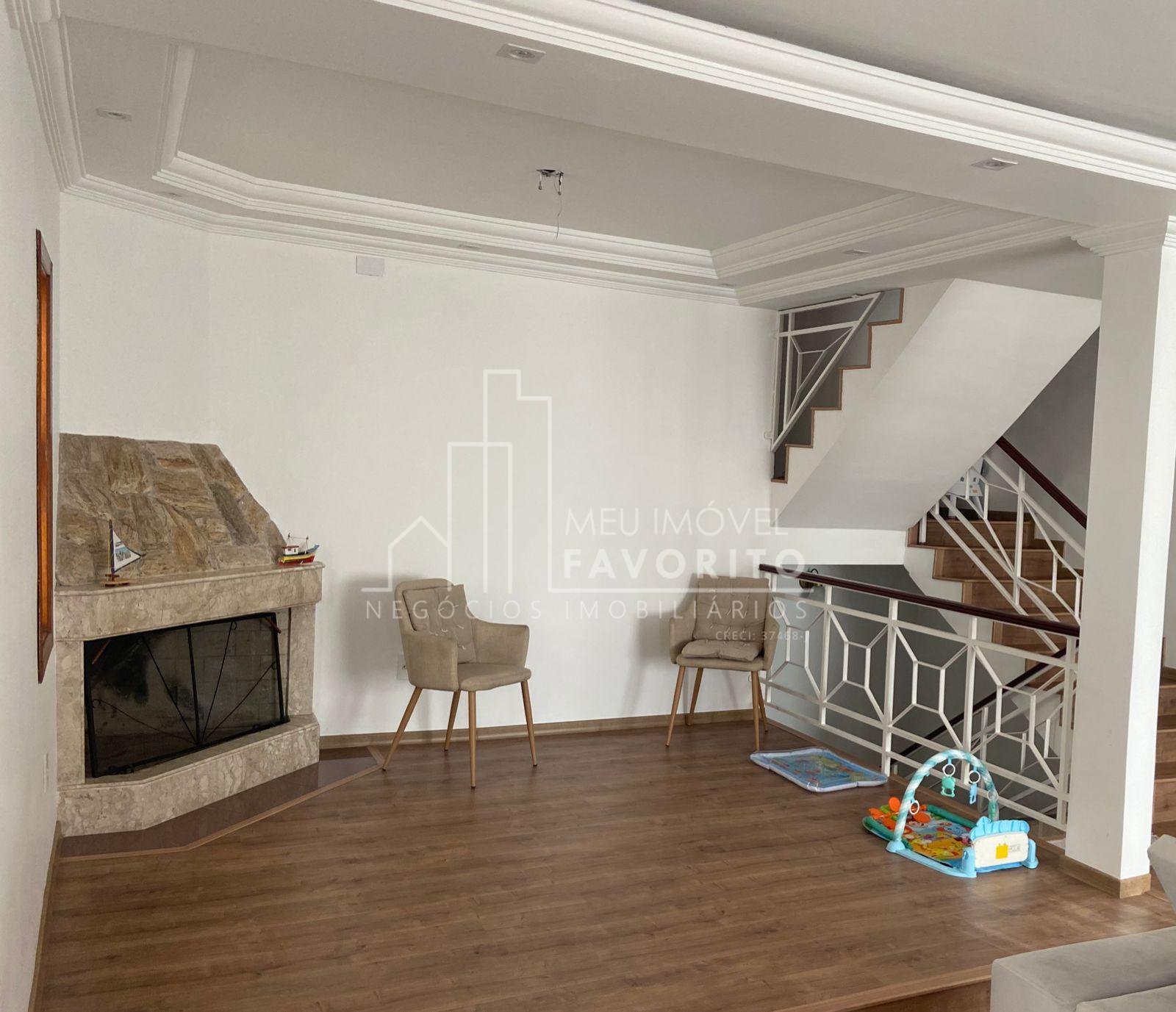 Casa ? Venda em Jundia?, com 4 quartos  1 su?te , AC 315m2 - R...