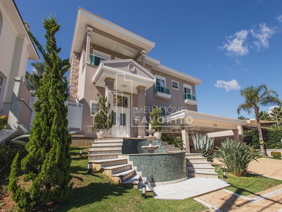 Vende-se Casa Alto padr?o com 4 su?tes, 585m , no Condom?nio T...