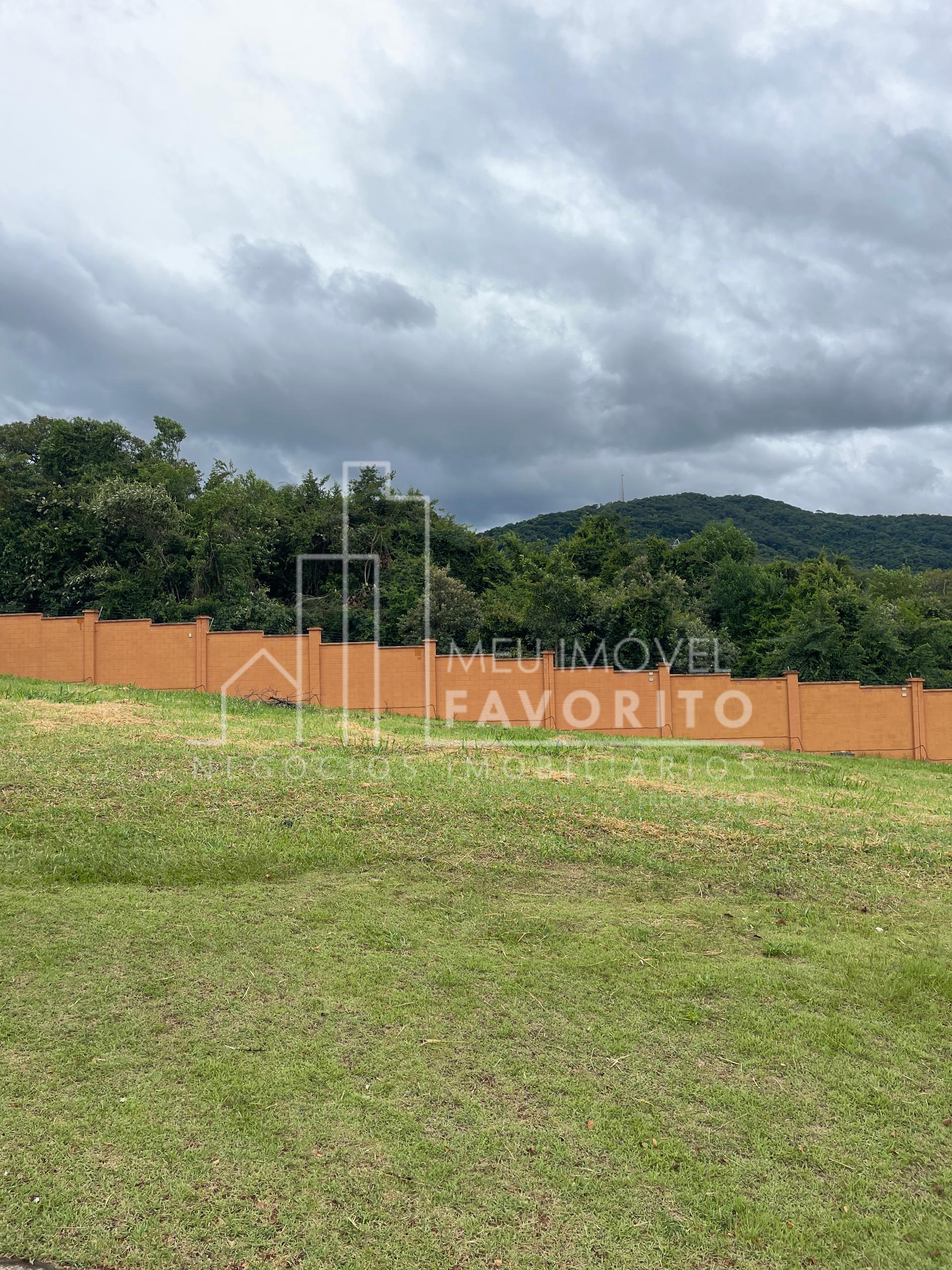 Terreno ? Venda no Alphaville Jundia? - 698m  -  Terreno Plano...