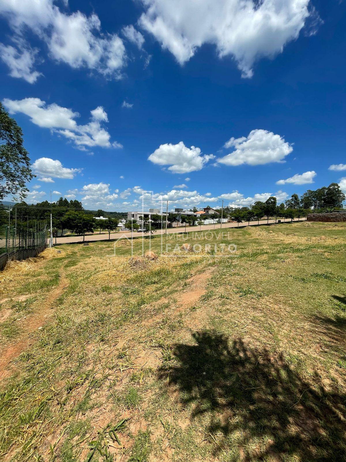 Terreno a venda em Jundia?, com 840 m  no Cond. Terras da Alvo...