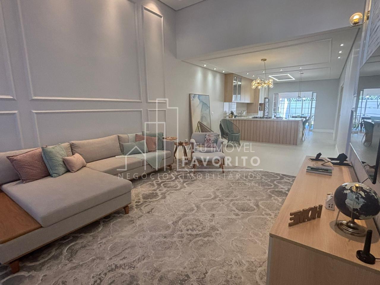 Aluga-se casa semi mobiliada com 3 dormit?rios  1 su?te  no Co...