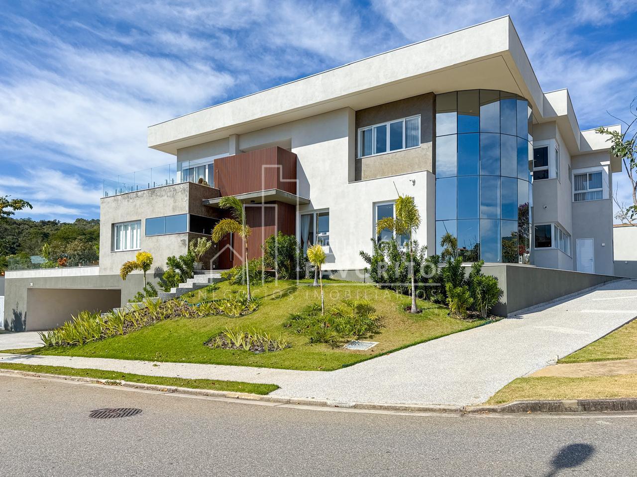 Vende-se Casa de 608m  no Condomínio Alphaville 1 em Jundiaí - SP