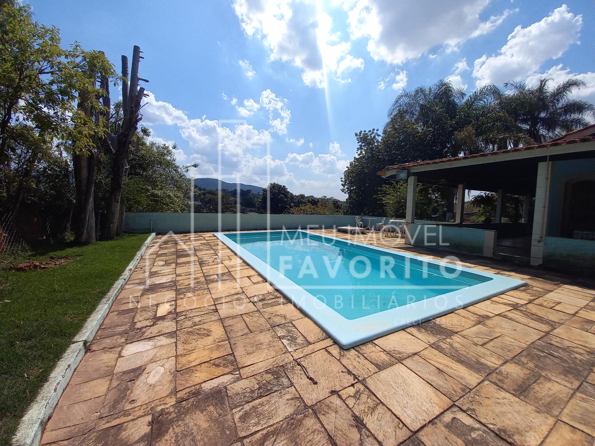 Terreno plano a venda de 927,64 m  com casa 180m  AC, Altos da...