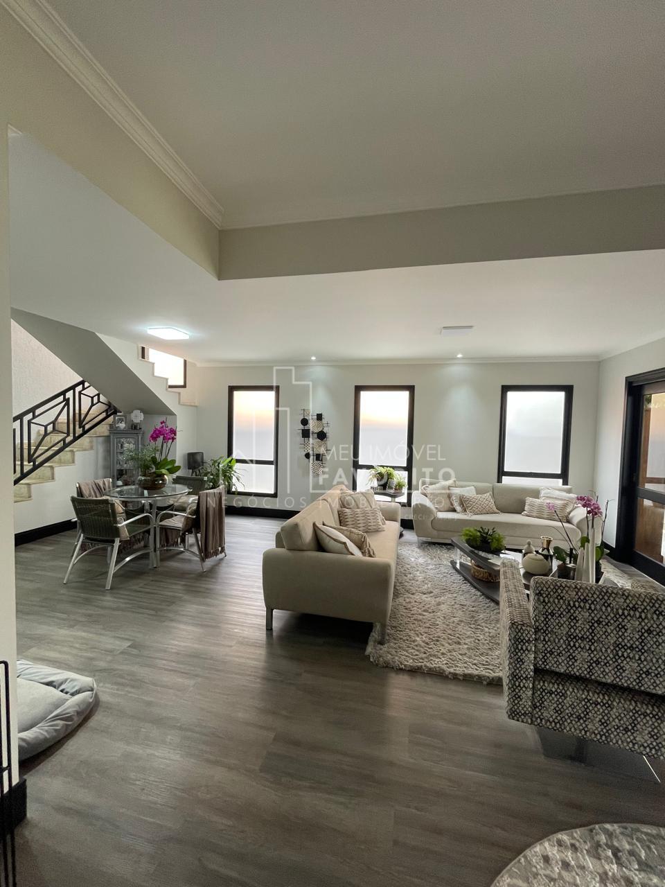 Vende se casa com 3 suítes no Condomínio Santa Teresa, Jundiaí-SP