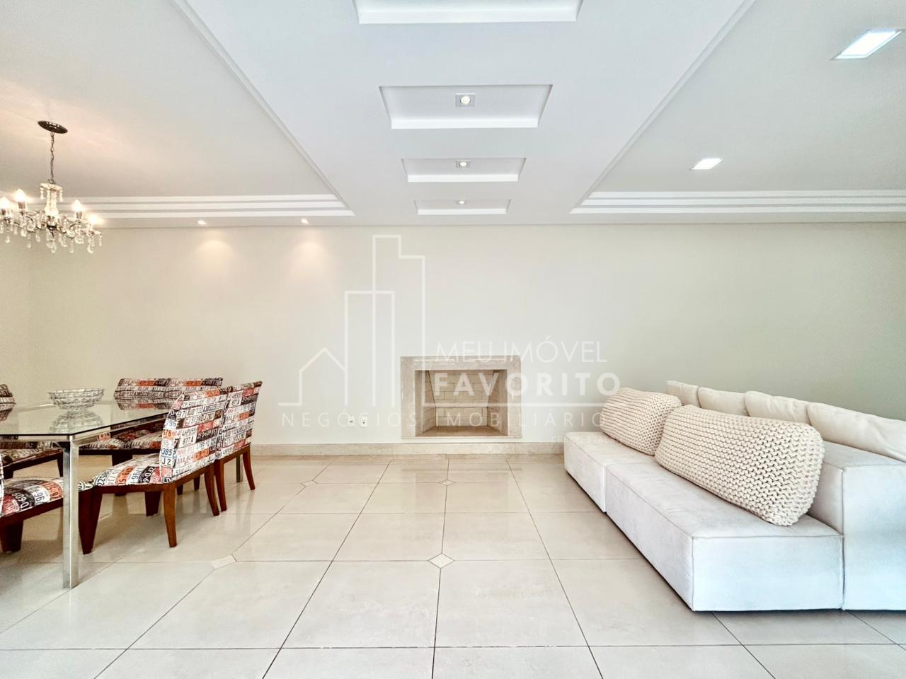 Casa de Alto Padrão à Venda - Condomínio Quinta das Laranjeira...