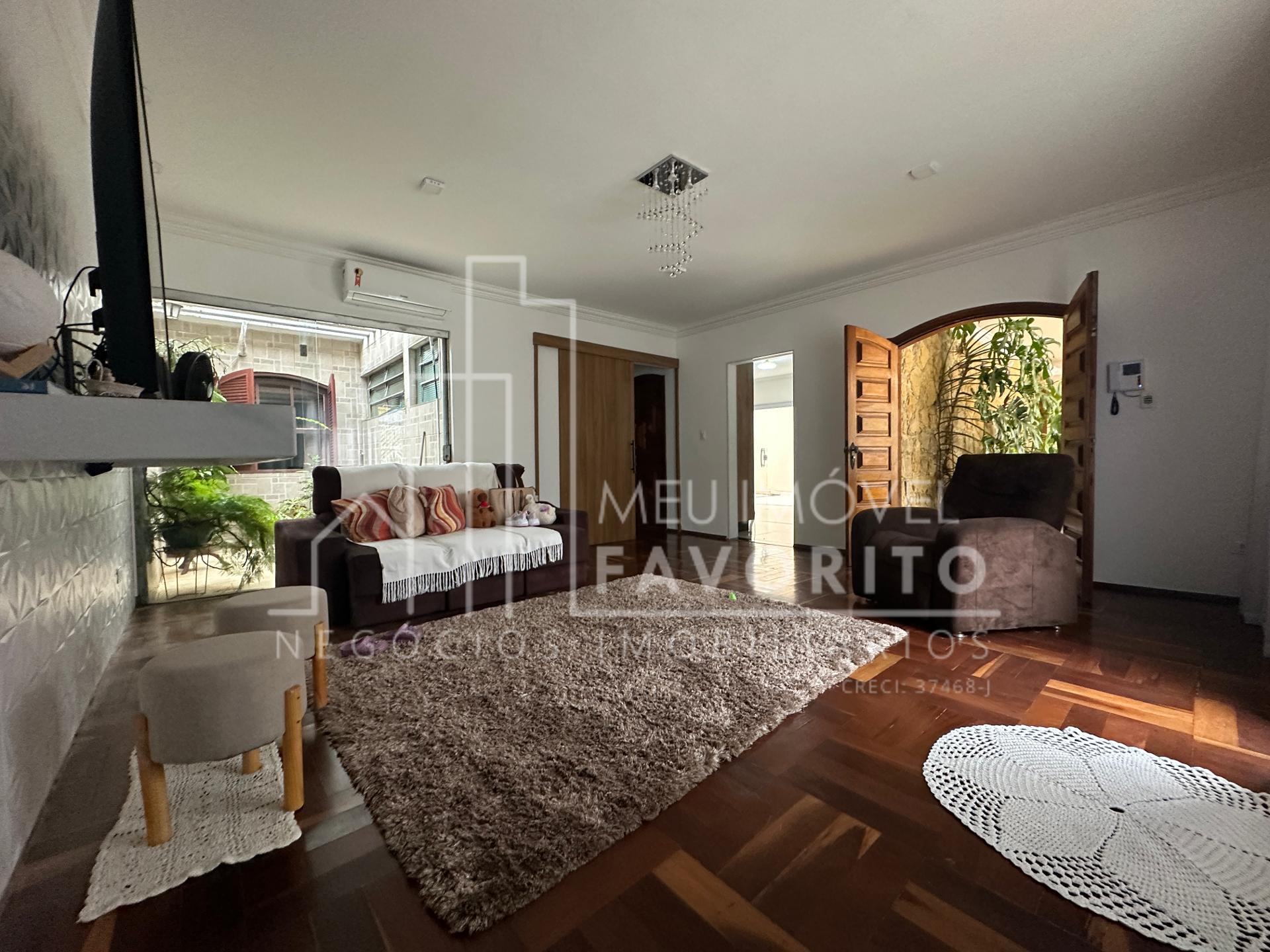 Casa tr?s dormit?rios, para loca??o , Excelente Localiza??o Jd...