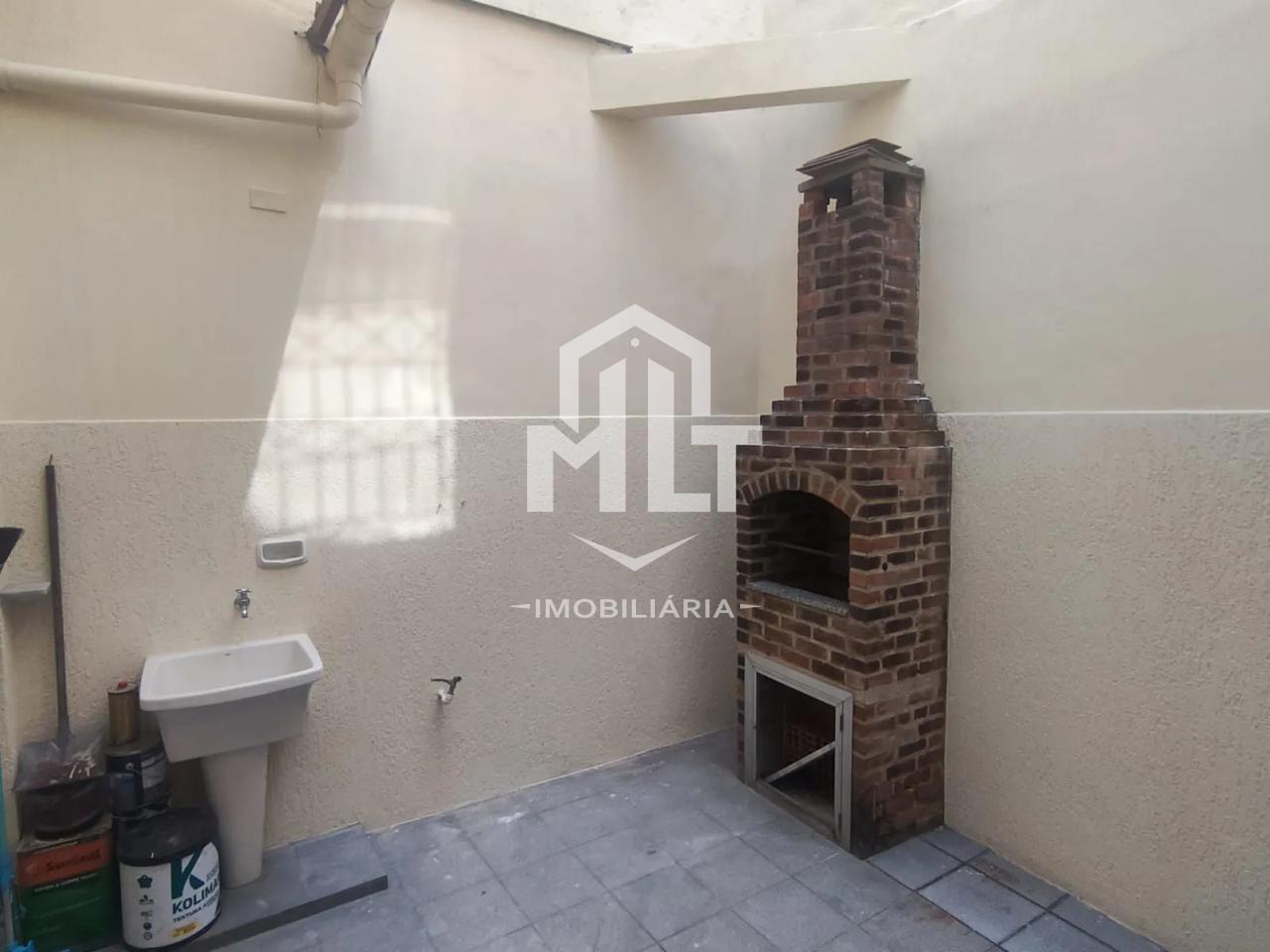 MLT Vende Casa frente de rua, sala 3 quartos área  externa garagem - Tijuca- RJ