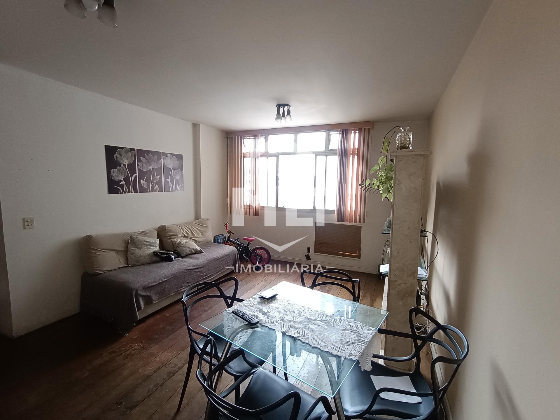 MLT, Vila Isabel, amplo apartamento de sala   2 quartos, suíte, armário, garagem