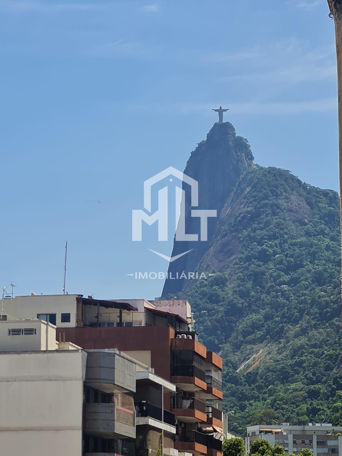 MLT Imobiliária Vende - Apartamento na Praia de Botafogo em Botafogo.