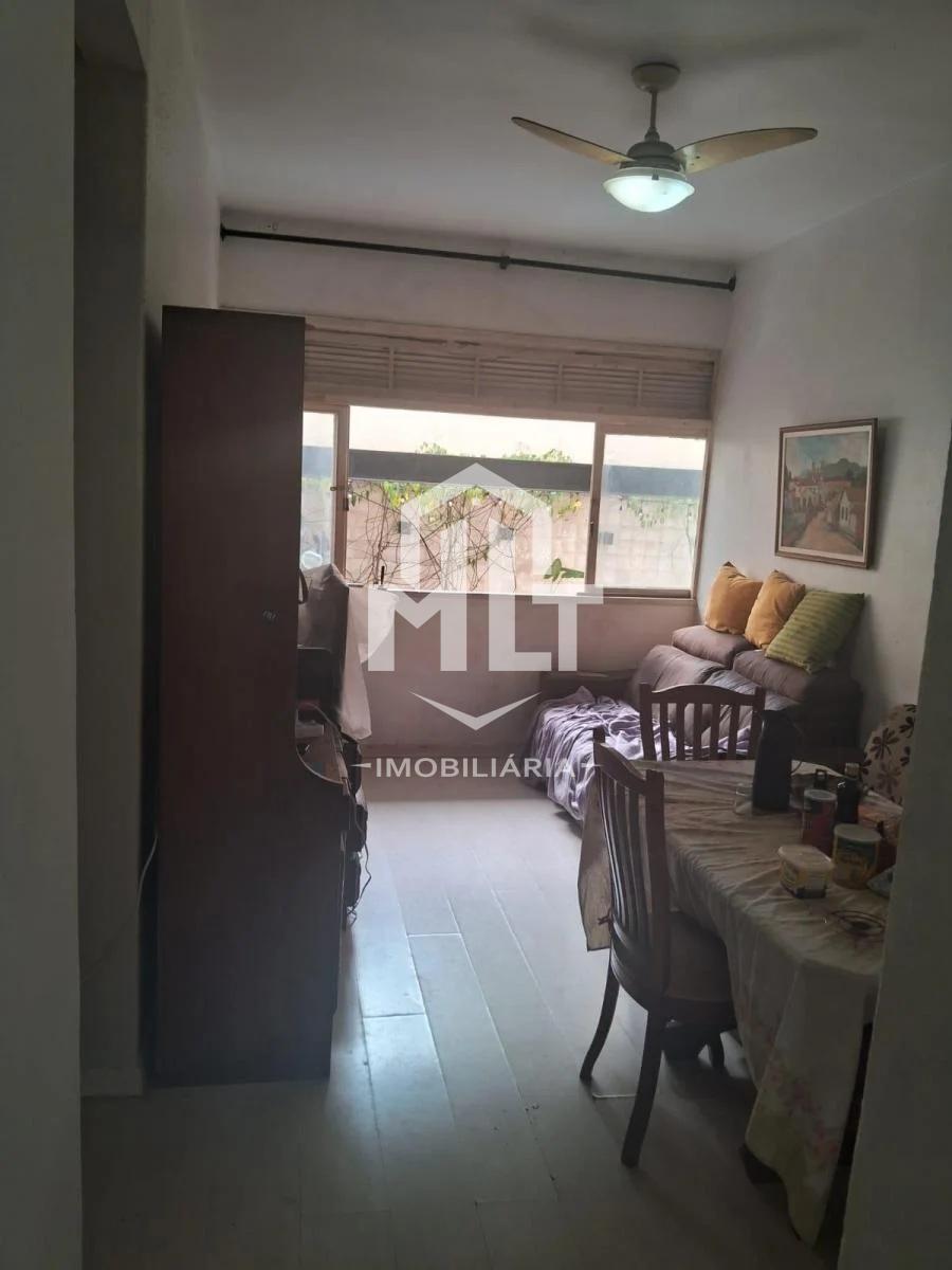 Belo apartamento, localizado no coração da Tijuca. Próximo a Rua Moura Brito.