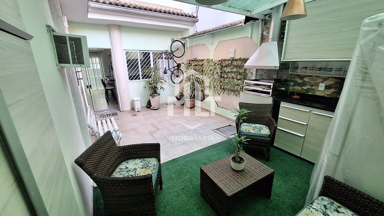 Casa de vila tríplex a venda na Tijuca 3 quartos, área gourmet com churrasqueira