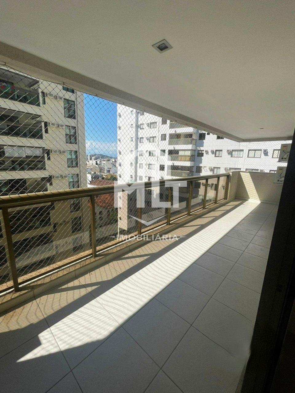 Apartamento semi - luxo , varandão 4 quartos sendo 1 suíte  RIO DE JANEIRO - RJ