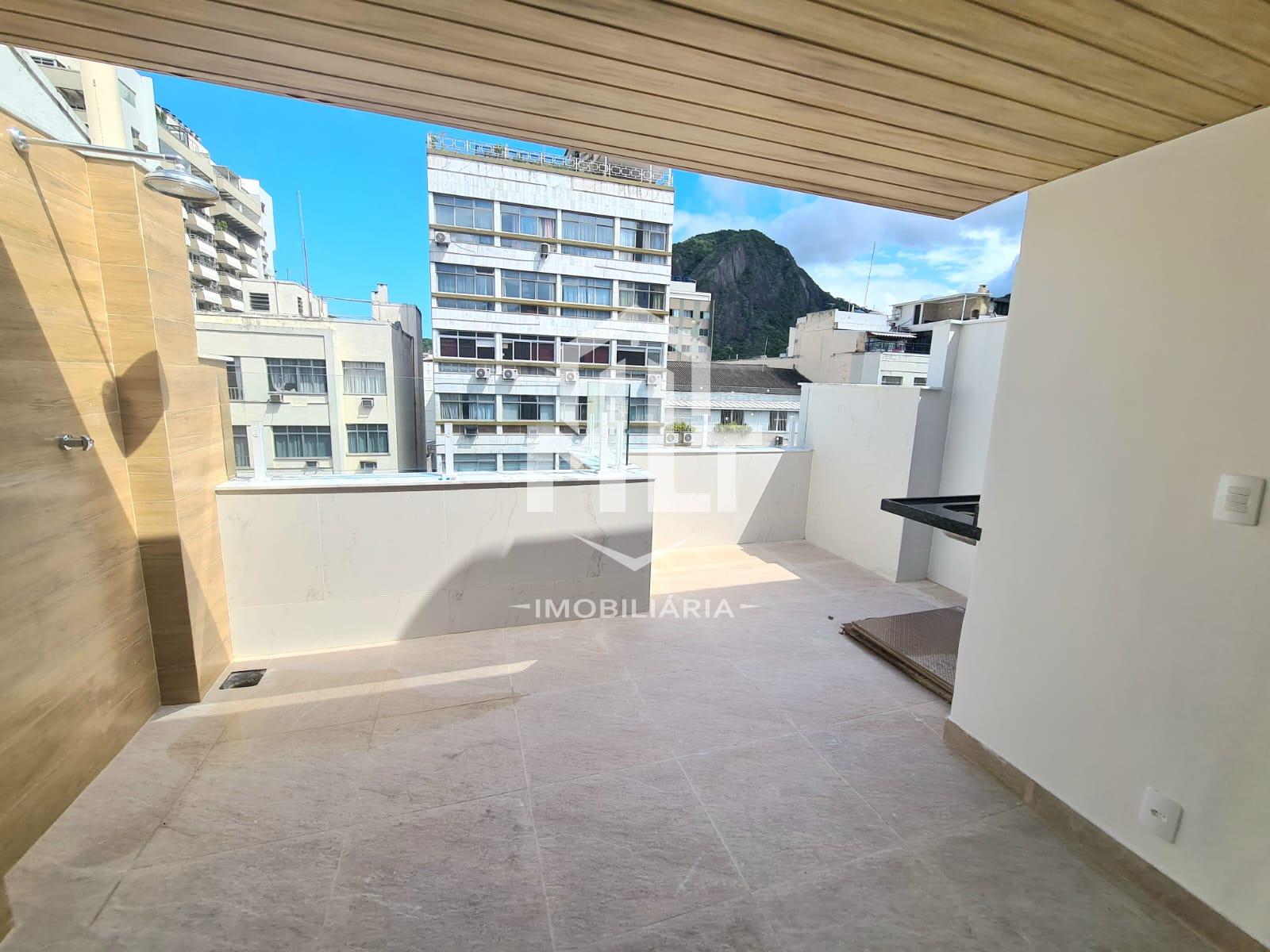 MLT Imobiliária Vende - Cobertura sala e suíte na Rua Hilário de Gouveia.