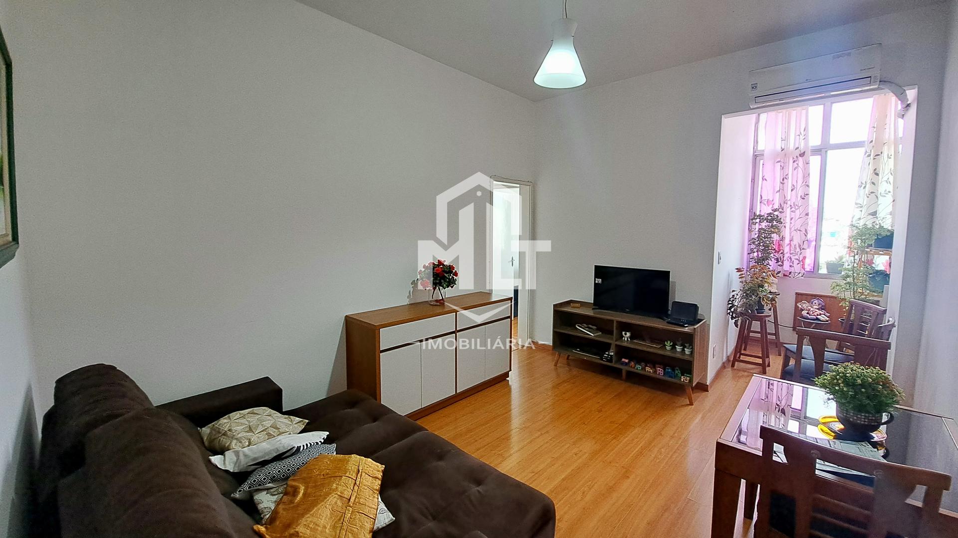 MLT Imobiliária Vende - Cód  666 - Apartamento na Rua Araújo Lima  Vila Isabel .