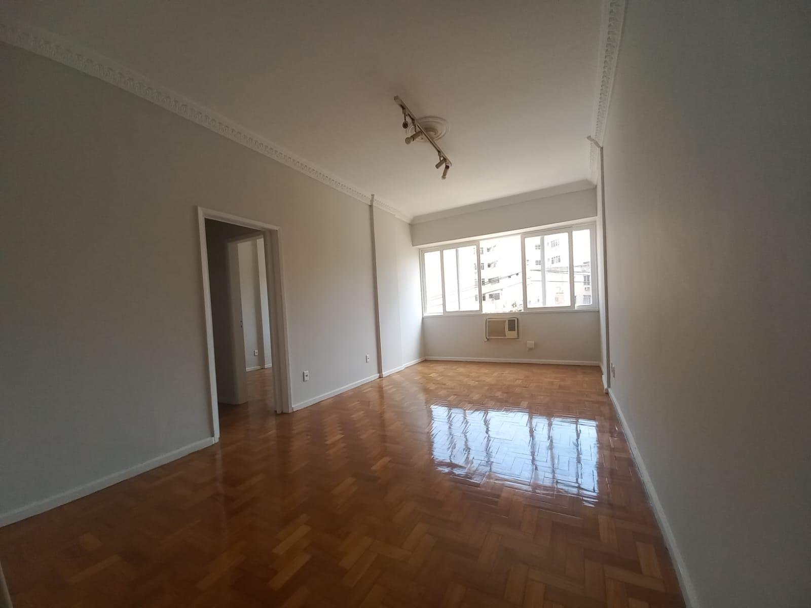 Apartamento à venda, Tijuca, RIO DE JANEIRO - RJ com 2 quarttos perto do shopping tijuca e metro e o