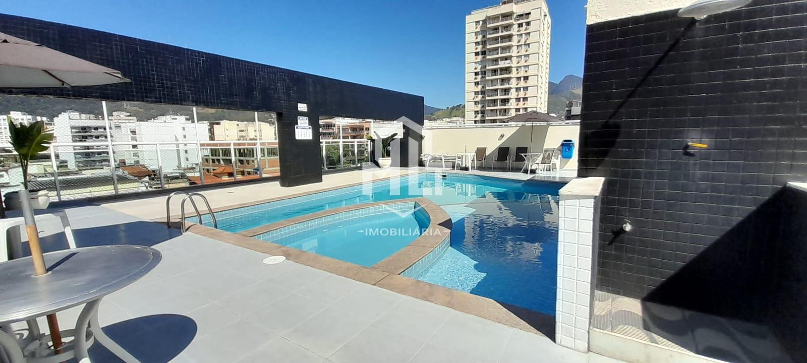 MLT Vende Tijuca, apartamento varanda 2 quartos, 1 suíte, 1 vaga, infra piscina