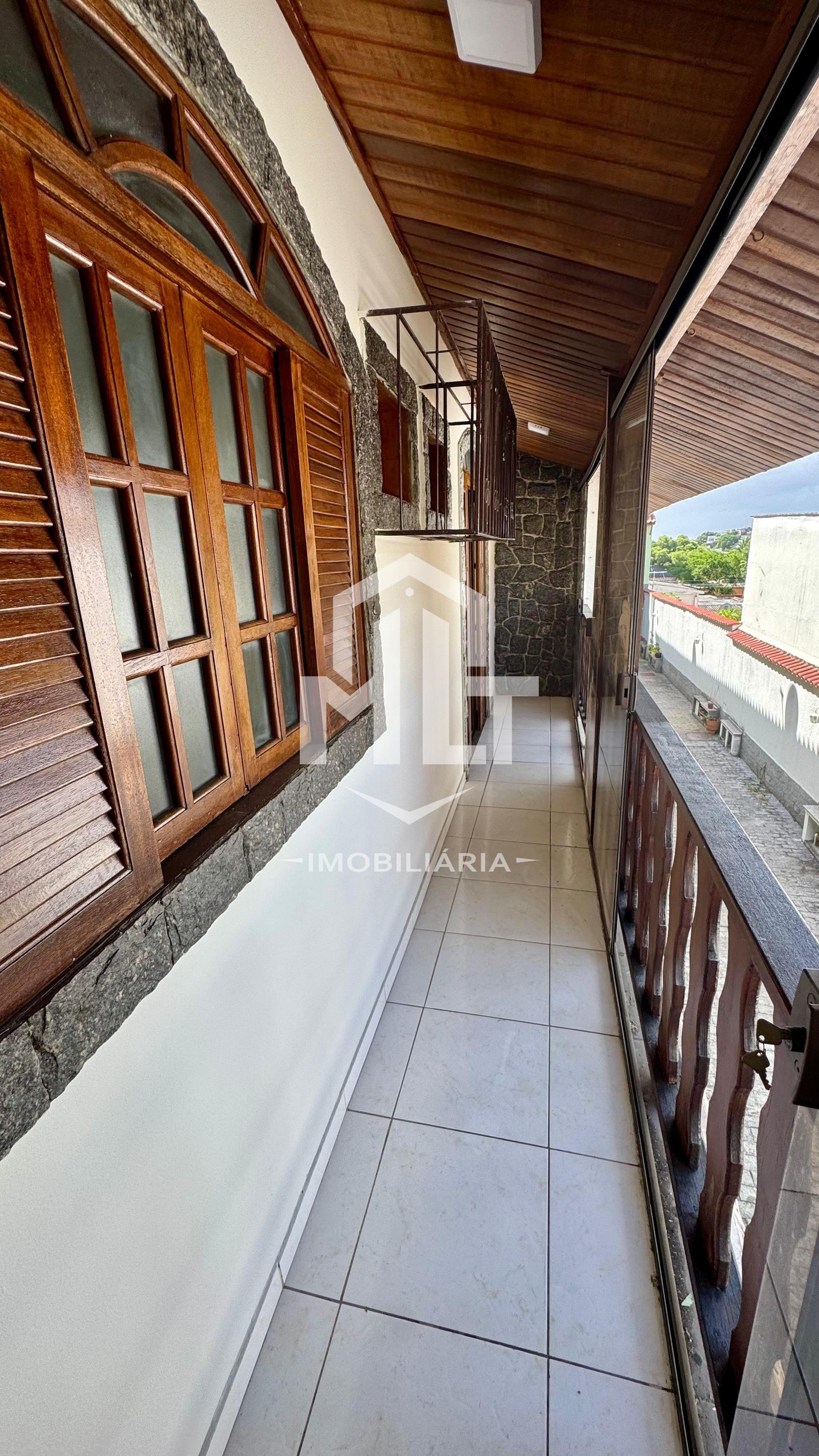 Casa triplex à venda, Vila Valqueire, RIO DE JANEIRO - RJ