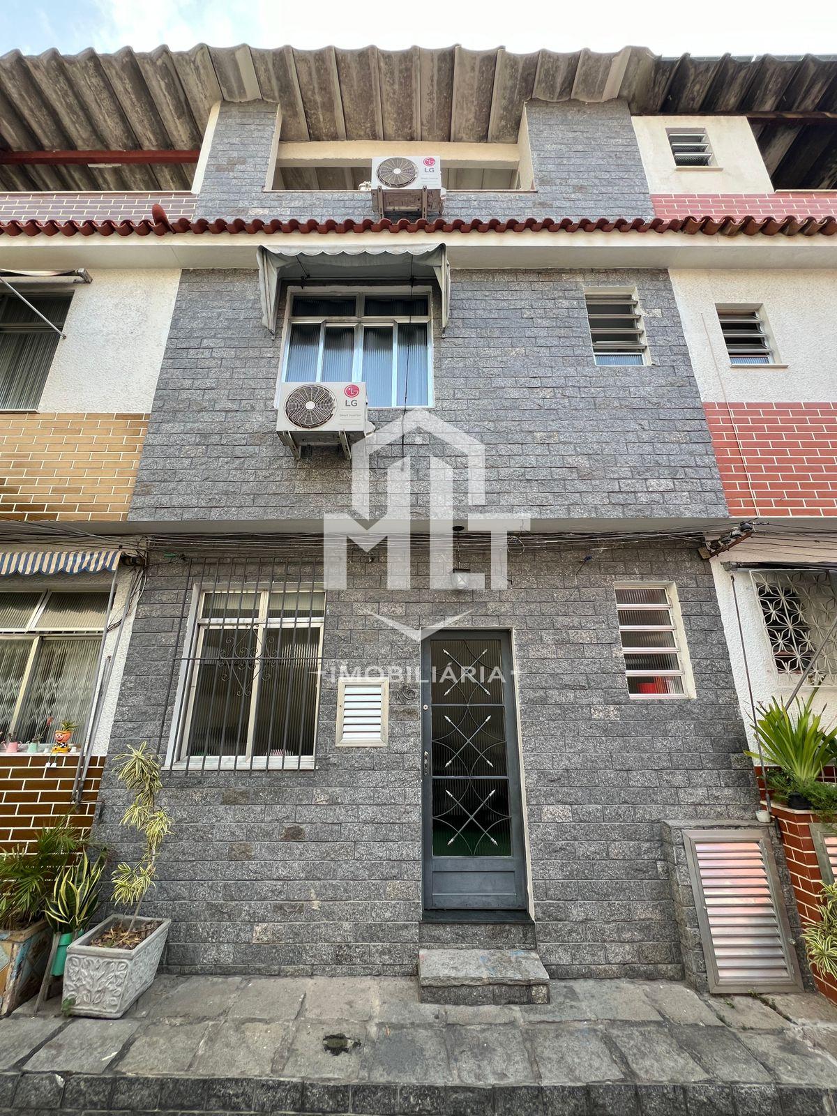 Casa de vila triplex em área nobre de Vila Isabel, próxima ao Shopping Boulevard