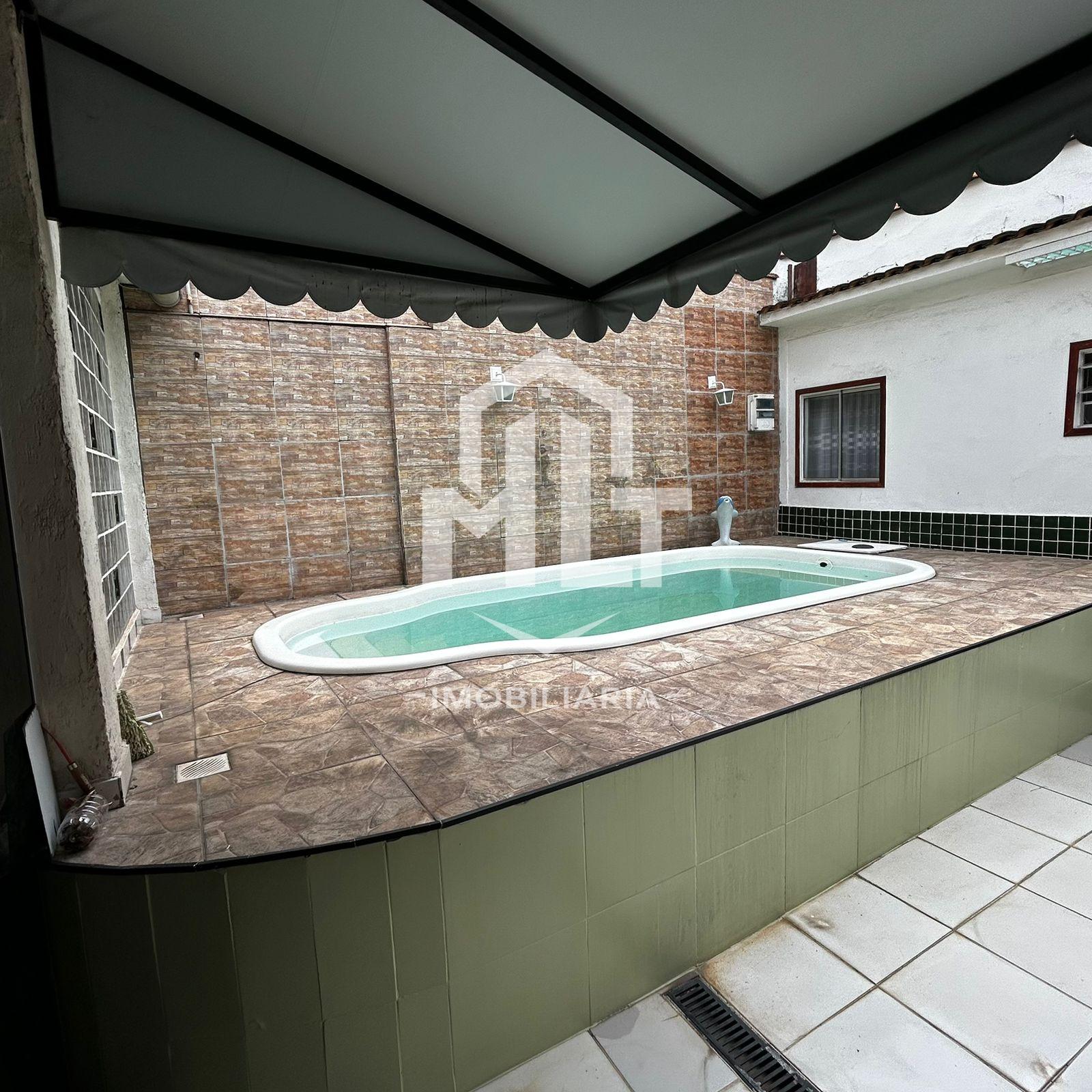 Excelente casa duplex com piscina à venda, RIO DE JANEIRO - RJ
