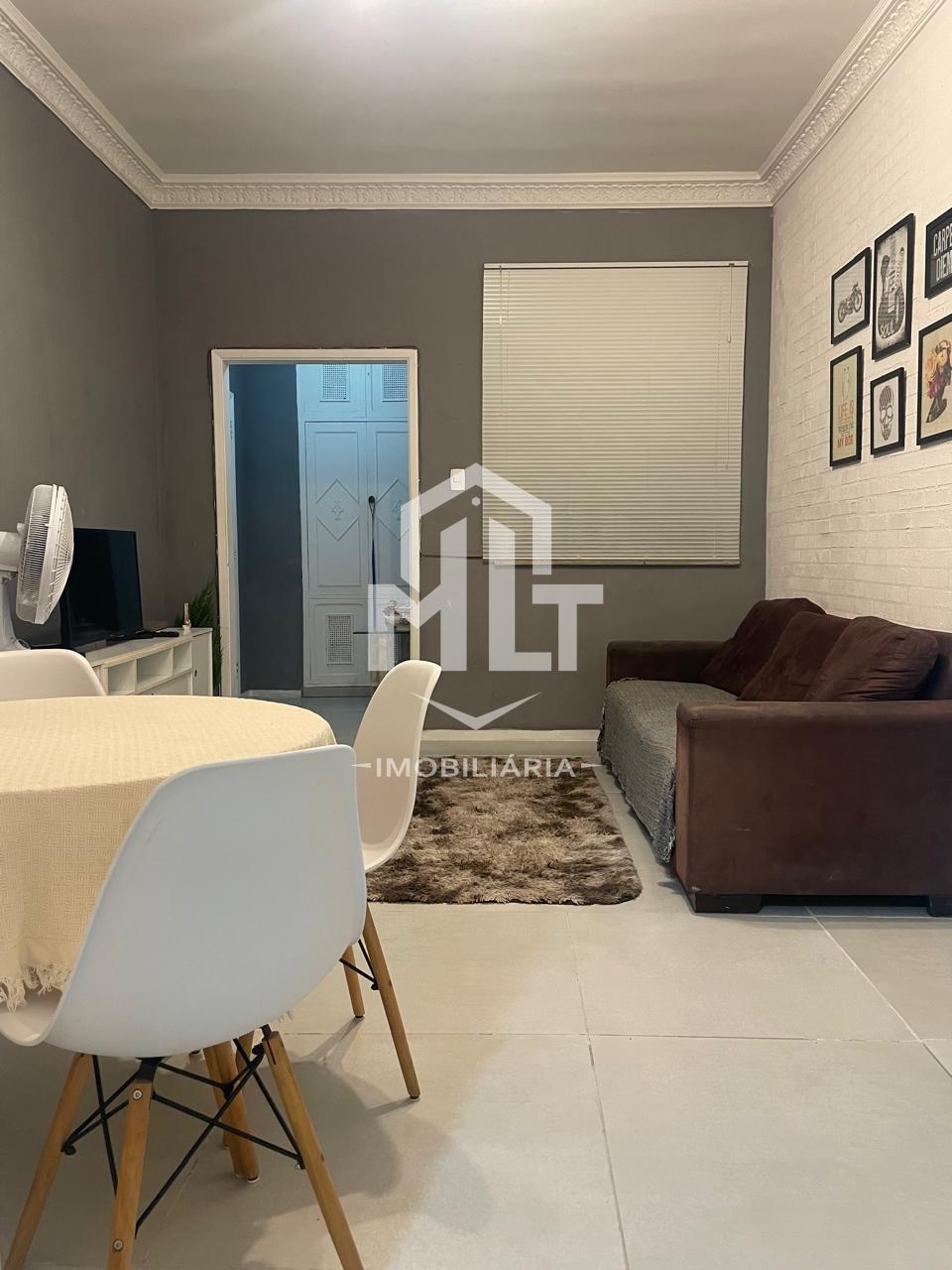 Apartamento de 2 quartos e 70 m  a uma quadra da praia em Copacabana, RIO DE JANEIRO - RJ