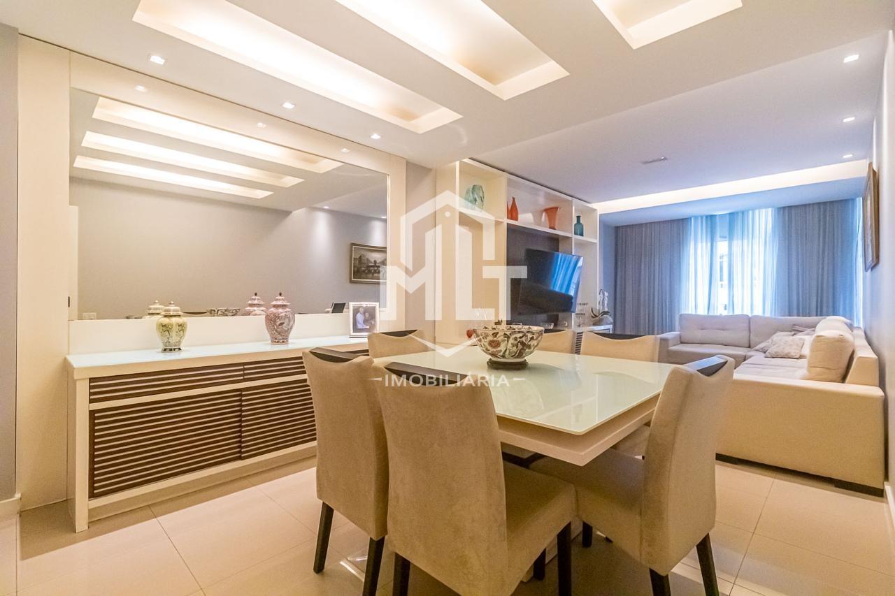 MLT Imobiliária Vende - Cód  967 - Apartamento duplex na Rua Miguel Lemos  Copacabana .