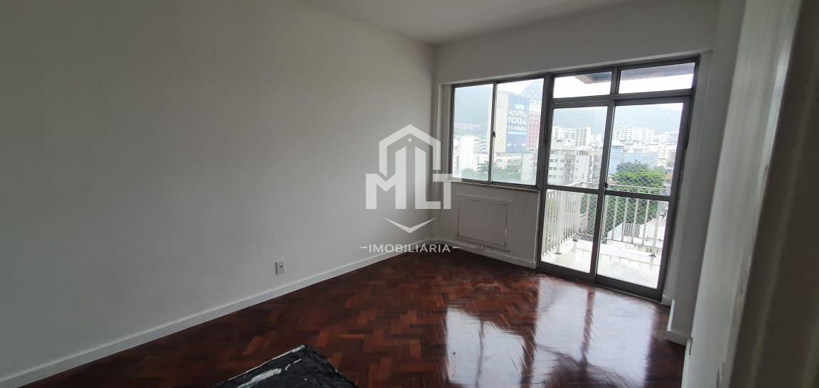 Excelente cobertura duplex, Andaraí, próximo a Barão de Mesquita.