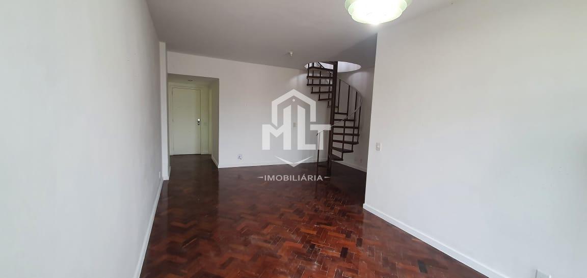 Excelente cobertura duplex, Andaraí, próximo a Barão de Mesquita.