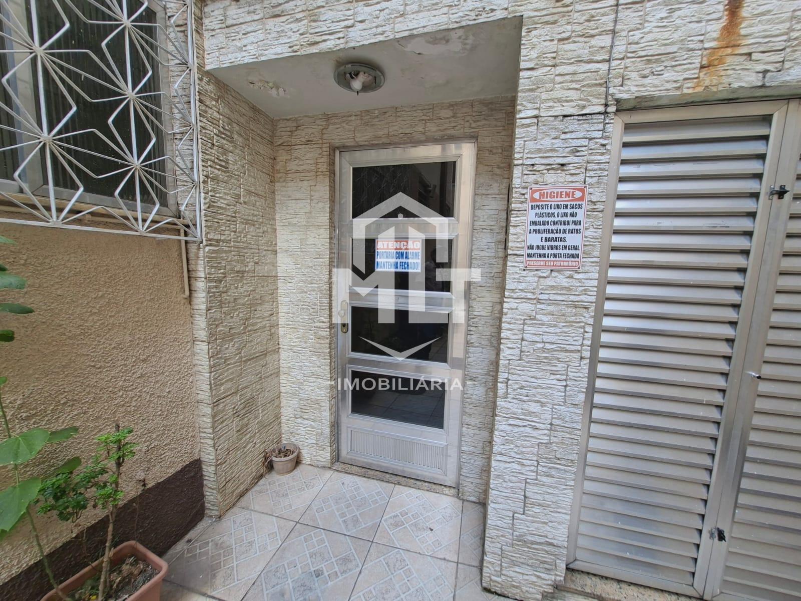 Apartamento à venda 3 Quartos, rua tranquila e arborizada. Pilares - RJ