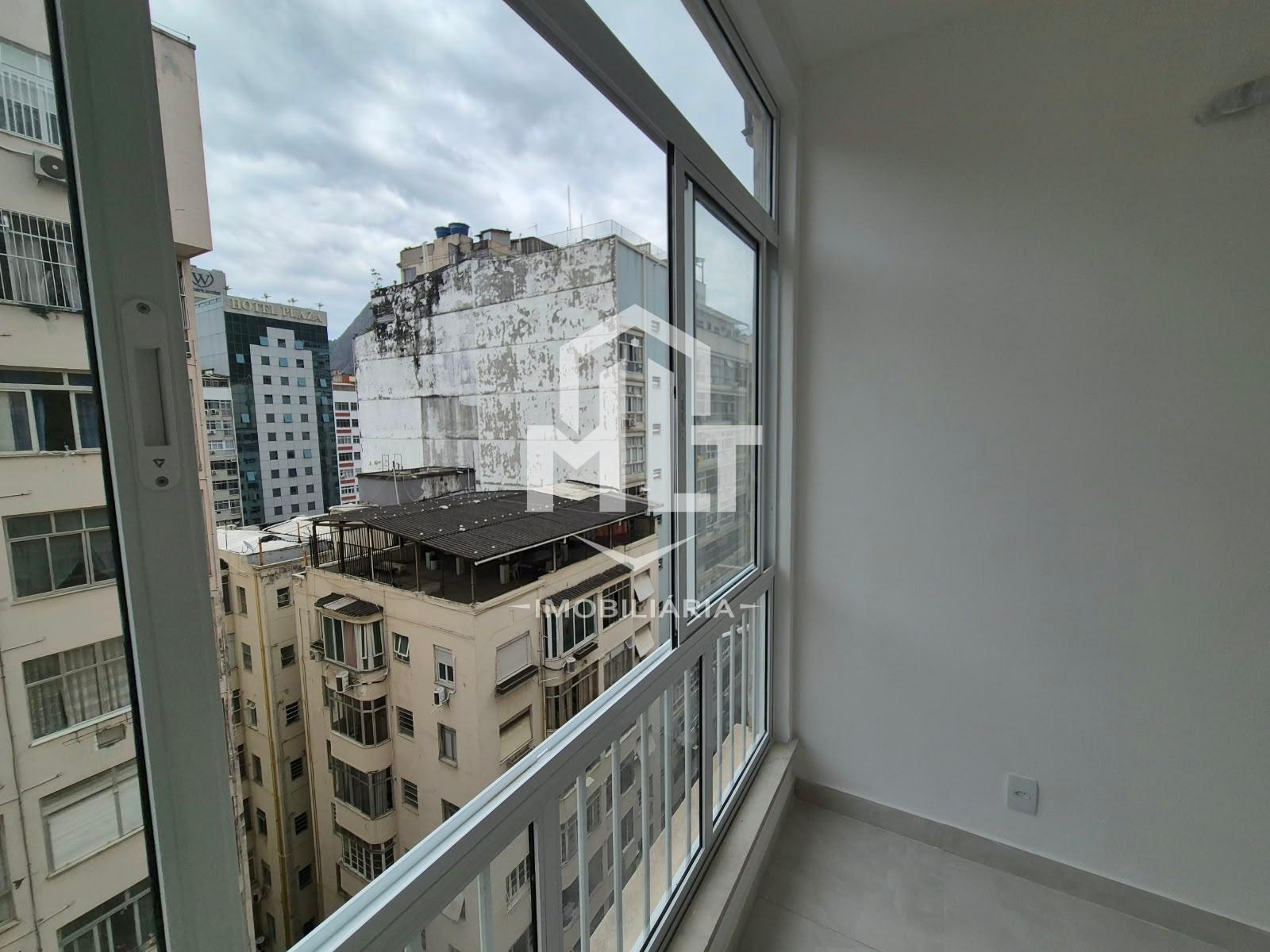 MLT Imobiliária Vende - Apto localizado na Rua Roberto Dias Lopes  Leme 
