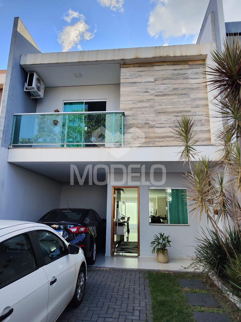 SOBRADO COM 131,05M  | TERRENO COM 180M  IMÓVEL POSSUI   SALA ...
