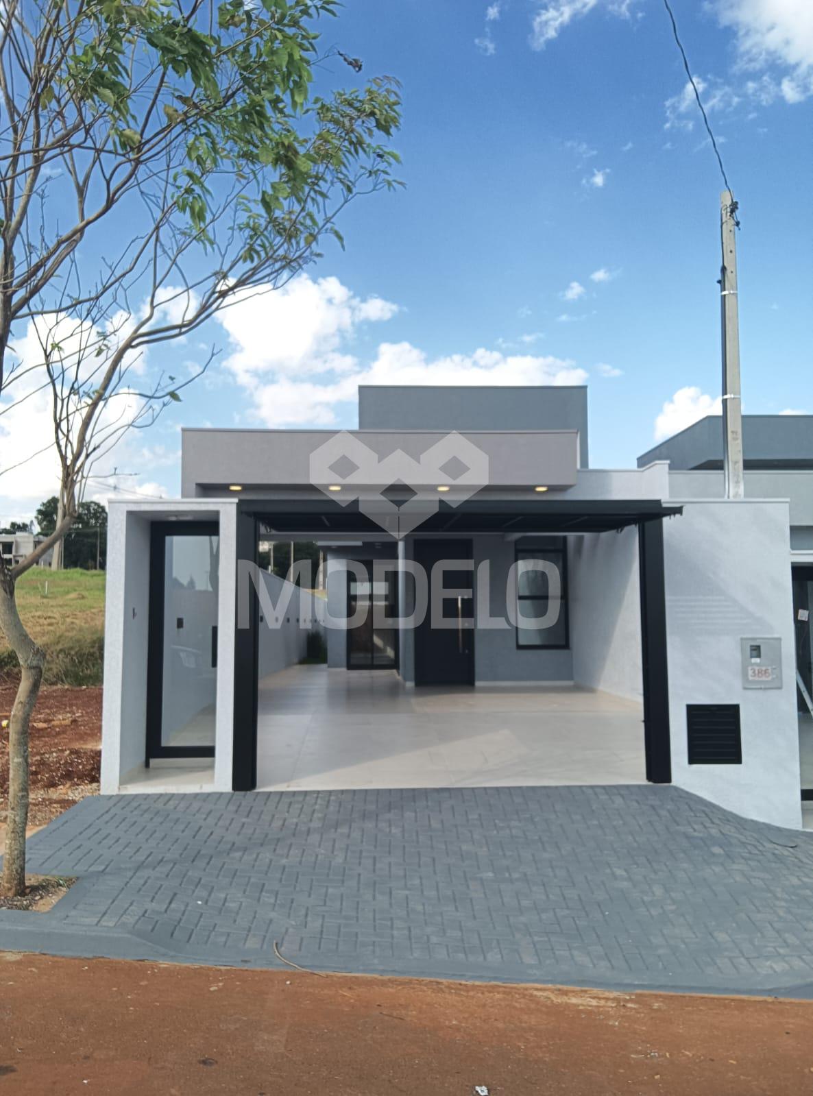 CASA NA VILA BECKER A VENDA COM 1 SUÍTE COM CLOSET E 2 QUARTOS