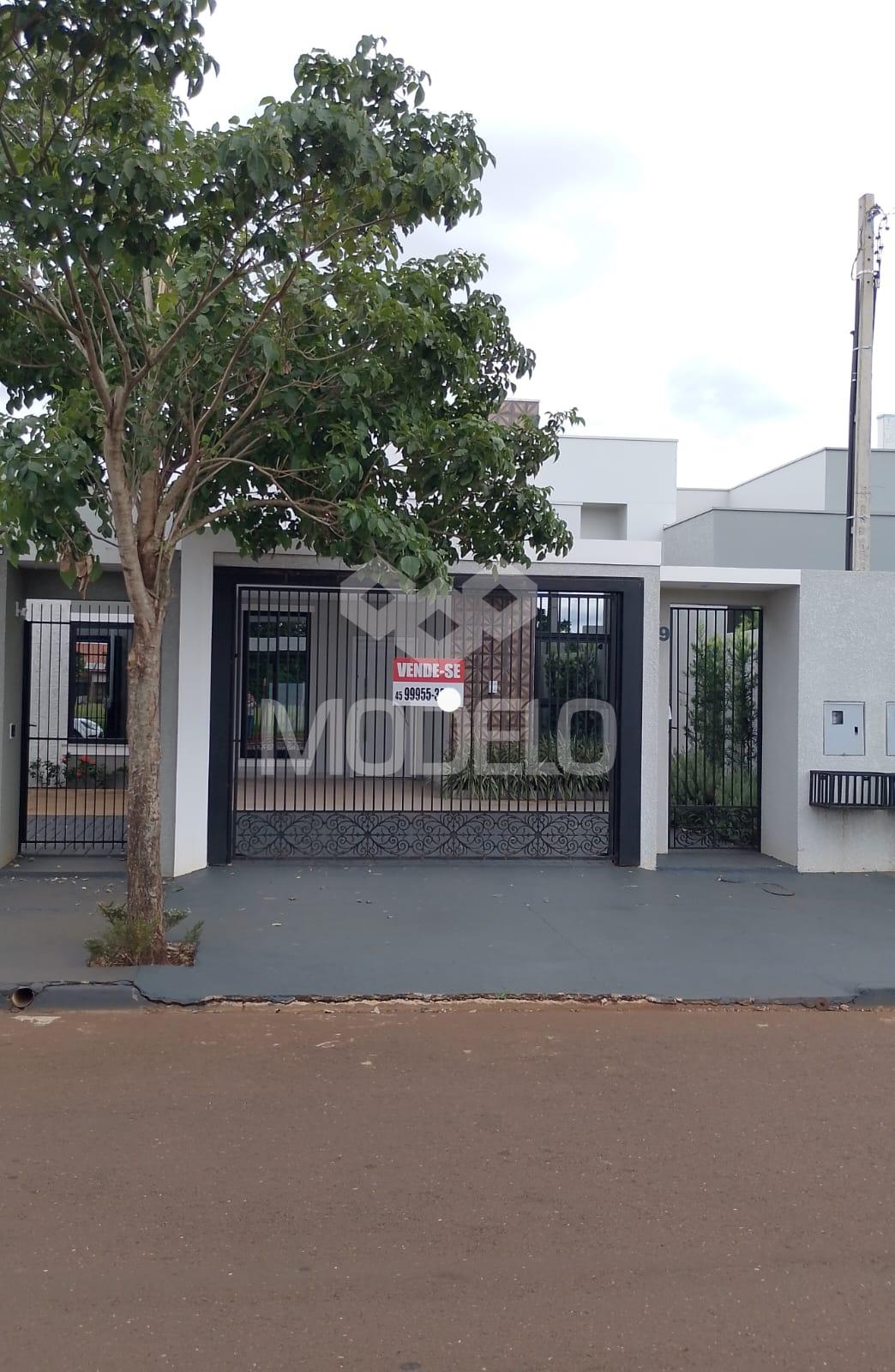 CASA ALTO PADRÃO à venda COM 108,00M  E TERRENO COM 180,00M  N...