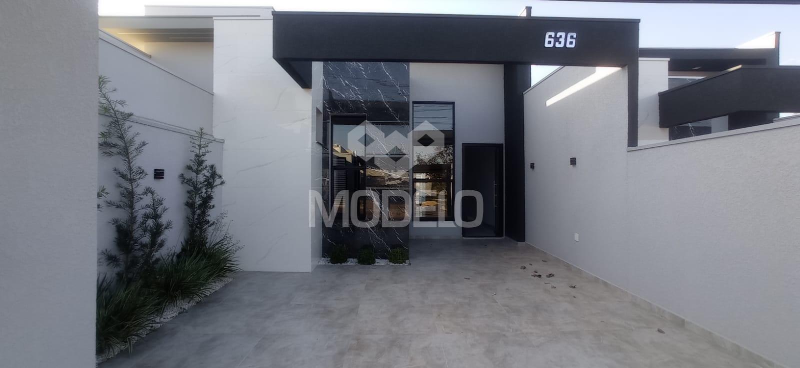 CASA ? venda COM 100,77M  E TERRENO COM 180,00M  NO JD. PANCERA