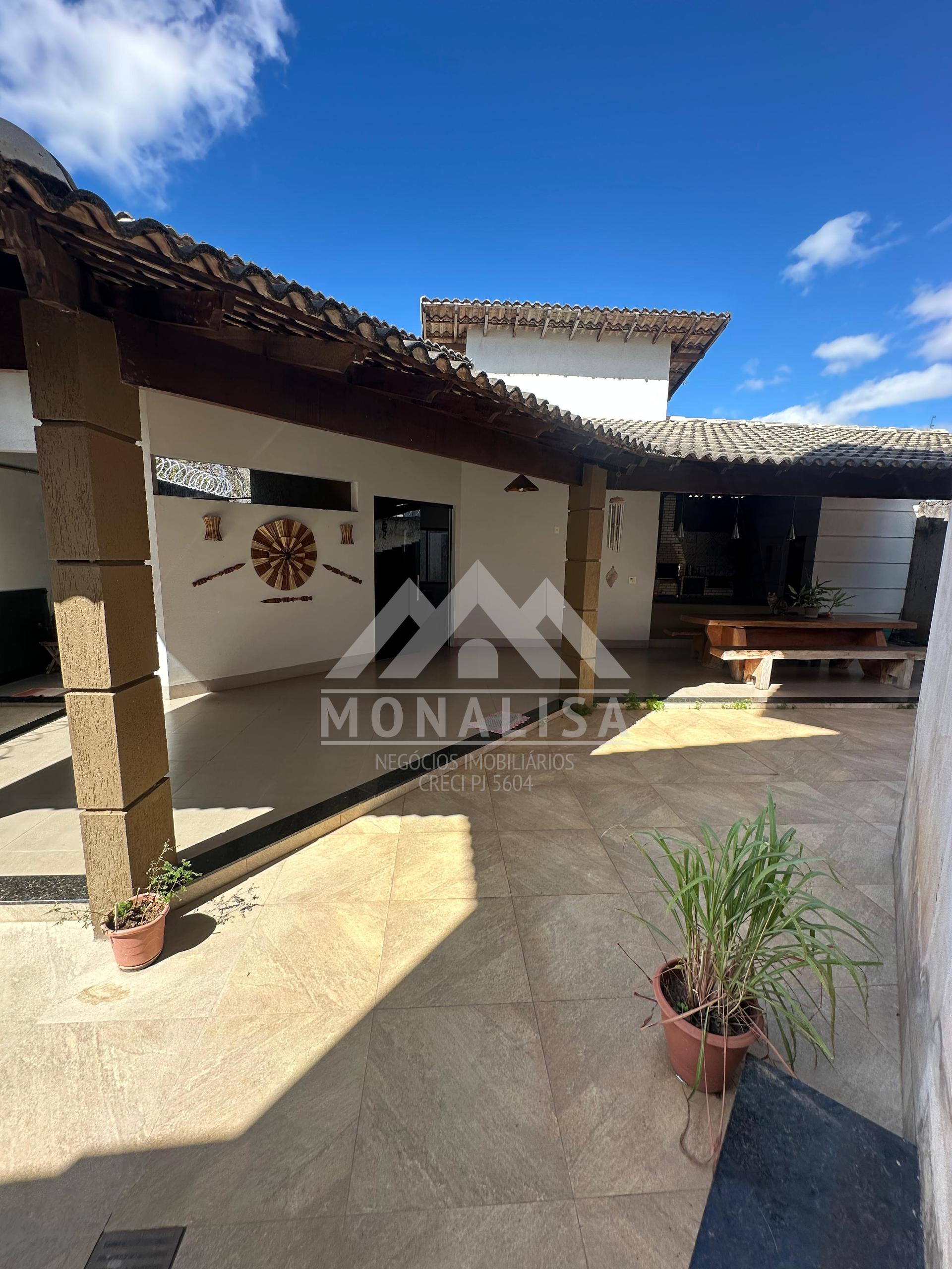 Casa com 4 dormitórios à venda, Ibituruna, MONTES CLAROS - MG