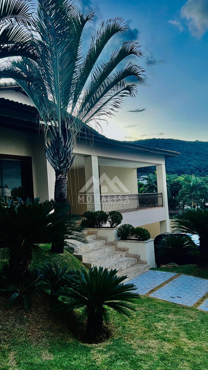 Casa Térrea Exclusiva no Condomínio Portal da Serra